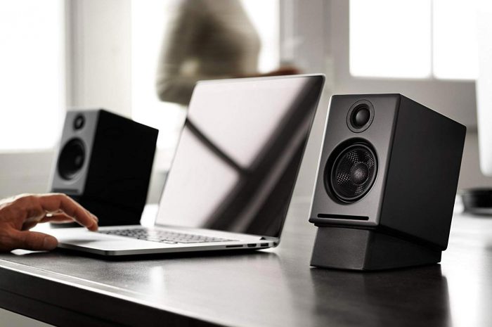 Guide to connect Bluetooth speakers with laptop